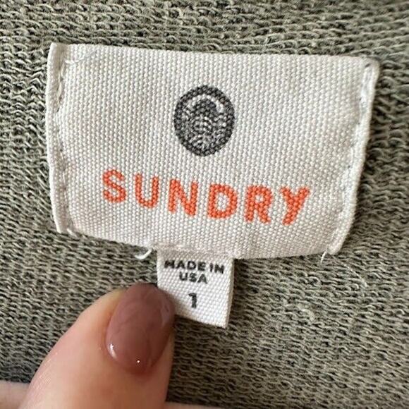 Sundry Shirt Womens XL Camo Star Pullover Soft Viscose Pima Cotton Made in USA - Picture 3 of 6